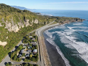 Punakaiki Beachfront Motels, Punakaiki